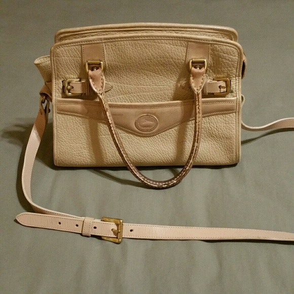Dooney & Bourke Handbags - Authentic Dooney & Bourke satchel *rough*